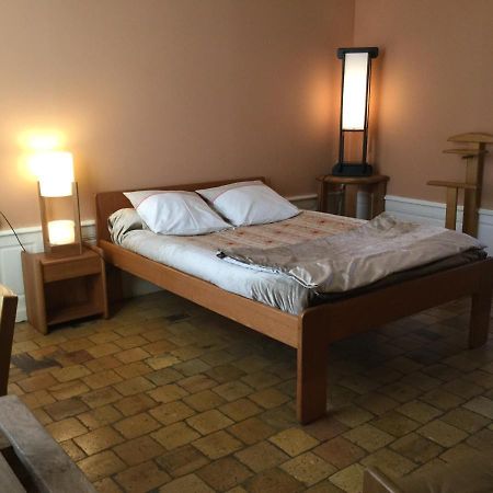 Carrefour De L'Ormeau Mondoubleau Bagian luar foto