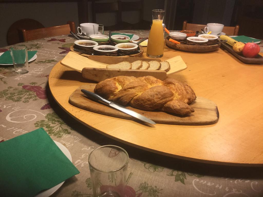 Carrefour De L'Ormeau Mondoubleau Bagian luar foto